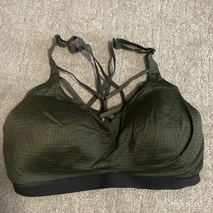 Victoria’s Secret sport athletic sports bra green